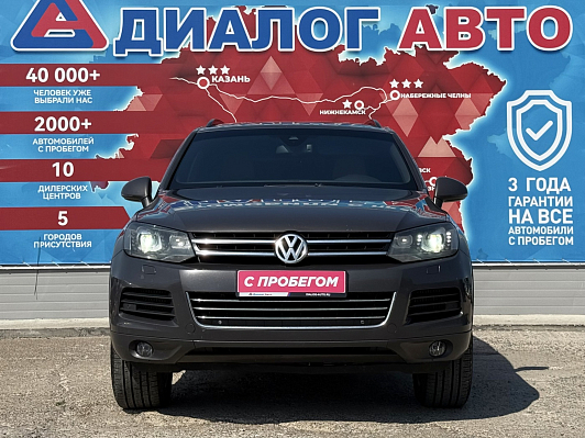 Volkswagen Touareg, 2011 года, пробег 195000 км