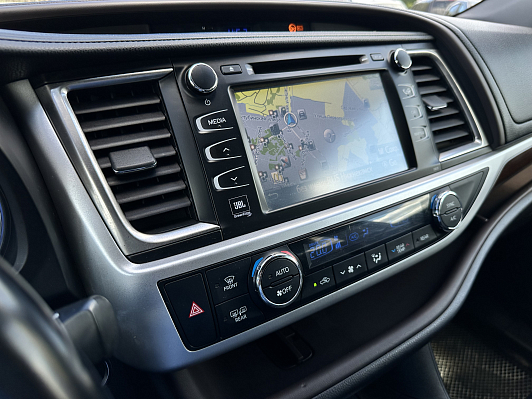 Toyota Highlander Люкс, 2014 года, пробег 166000 км