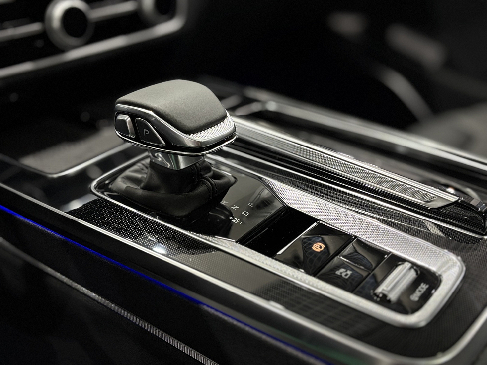 Hongqi HS3 Комфорт (Comfort), белый