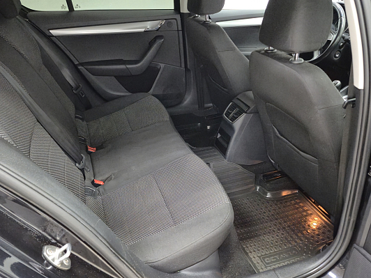 Skoda Octavia, 2013 года, пробег 193646 км