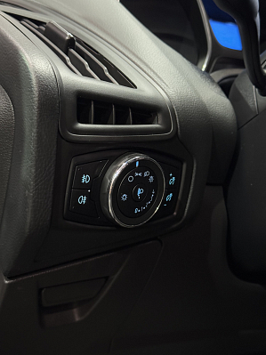 Ford Focus SYNC Edition, 2015 года, пробег 255000 км