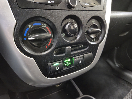 Lada (ВАЗ) Granta Comfort Optima Multimedia Glonass 21917-51-00C, 2015 года, пробег 153598 км