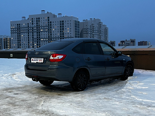 Lada (ВАЗ) Granta Luxe Prestige Glonass 21907-52-235, 2014 года, пробег 212000 км