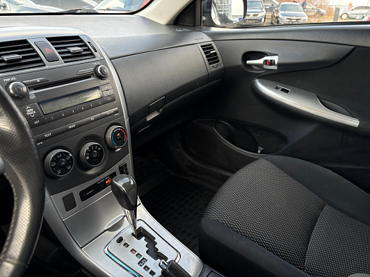 Toyota Corolla, 2011 года, пробег 245098 км