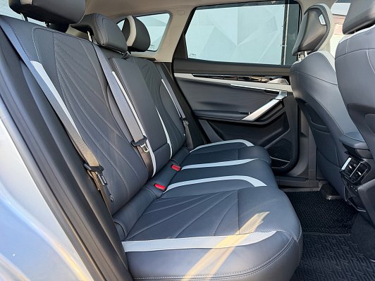 Geely Atlas Flagship, 2024 года, пробег 57800 км