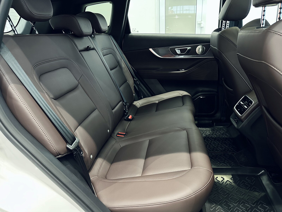 Chery Tiggo 7L Актив / Active, белый