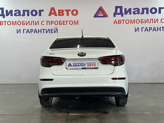 Kia Rio Prestige, 2016 года, пробег 158000 км