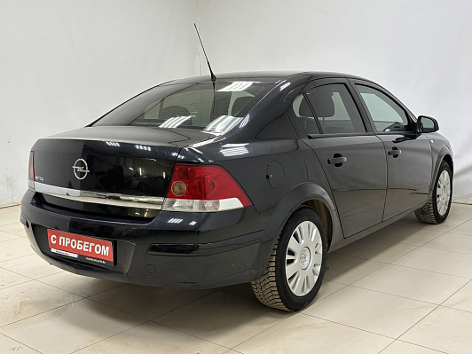 Opel Astra, 2012 года, пробег 181500 км