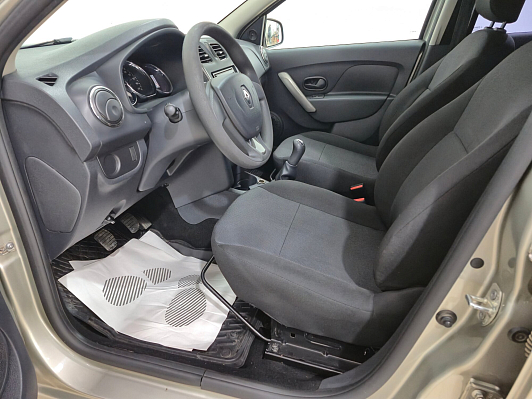 Renault Logan Access, 2017 года, пробег 125669 км