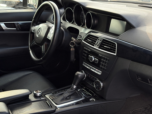 Mercedes-Benz C-Класс, 2012 года, пробег 232963 км