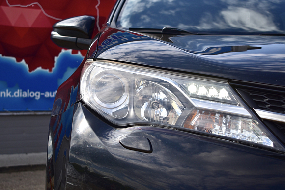 Toyota RAV4, 2013 года, пробег 108000 км