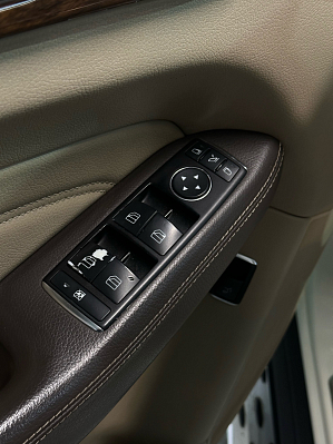 Mercedes-Benz M-Класс, 2011 года, пробег 313000 км