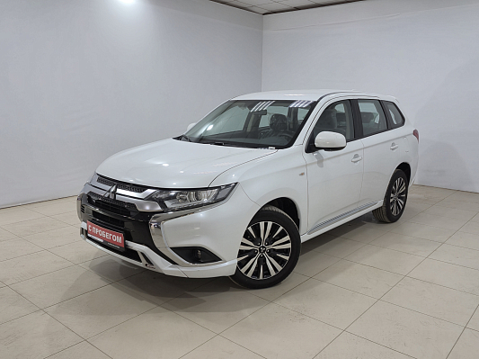 Mitsubishi Outlander Invite, 2022 года, пробег 906 км