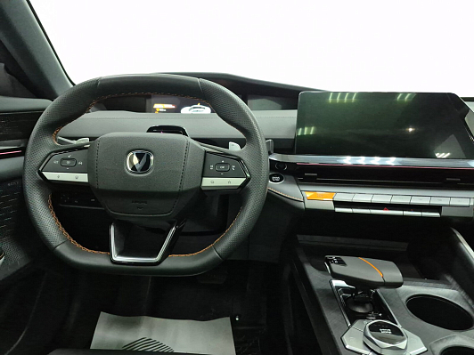 Changan UNI-V DLX, 2024 года, пробег 19851 км