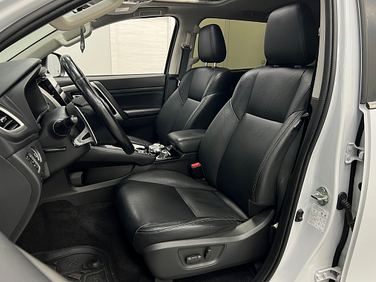 Mitsubishi Pajero Sport Ultimate, 2020 года, пробег 119012 км