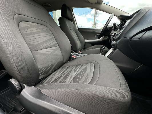 Kia Ceed Luxe, 2018 года, пробег 99130 км