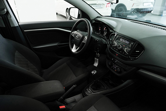 Lada (ВАЗ) Vesta Comfort, 2020 года, пробег 29000 км