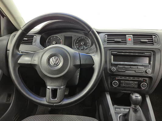 Volkswagen Jetta Comfortline, 2011 года, пробег 180000 км