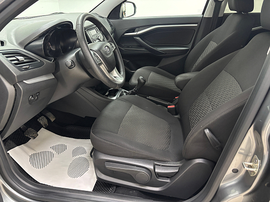 Lada (ВАЗ) Vesta Luxe Multimedia, 2018 года, пробег 114849 км