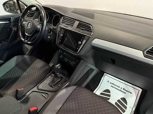 Volkswagen Tiguan Trendline, 2017 года, пробег 45000 км