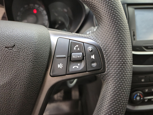 Lada (ВАЗ) Vesta Comfort Multimedia, 2017 года, пробег 85154 км