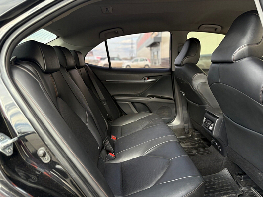 Toyota Camry Элеганс Safety, 2019 года, пробег 141056 км
