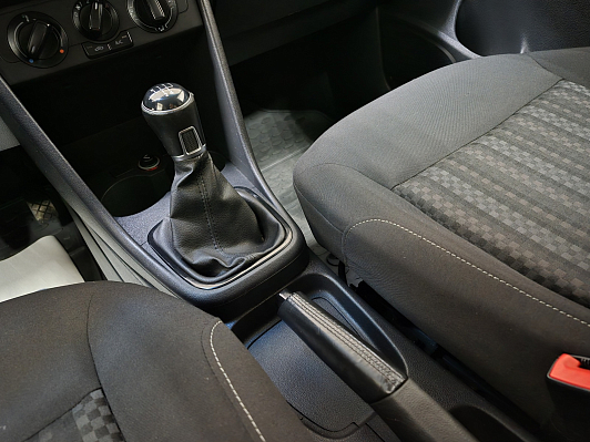 Volkswagen Polo Trendline, 2016 года, пробег 142281 км