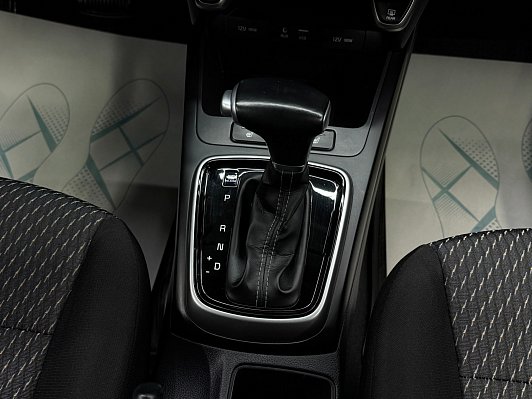 Kia Rio Лига Европы, 2019 года, пробег 45000 км