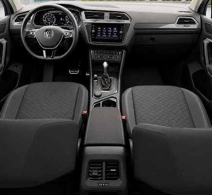 Volkswagen Tiguan CONNECT, 2018 года, пробег 163100 км