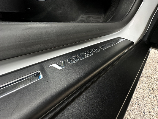 Volvo V40, 2013 года, пробег 198400 км