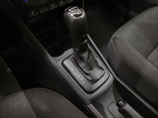 Skoda Rapid Hockey Edition Ambition, 2018 года, пробег 105178 км