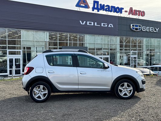 Renault Sandero, 2015 года, пробег 154950 км