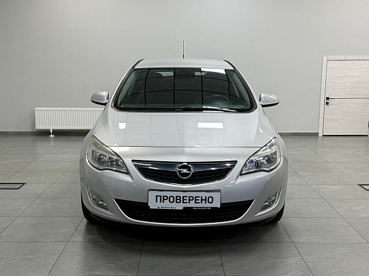 Opel Astra Cosmo, 2011 года, пробег 171000 км