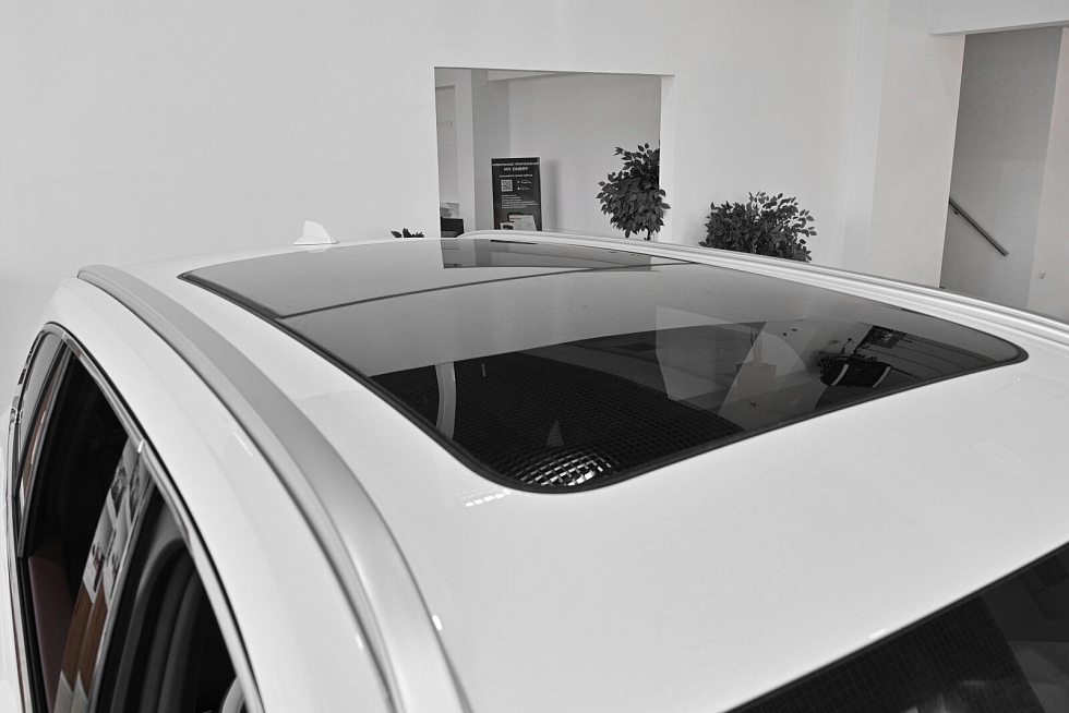 Geely Monjaro Люкс (2023-2025), белый
