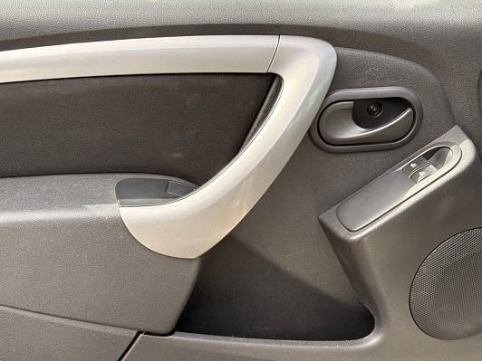Renault Duster Privilege, 2013 года, пробег 203770 км