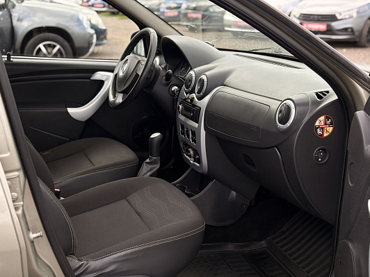 Renault Sandero, 2011 года, пробег 204206 км