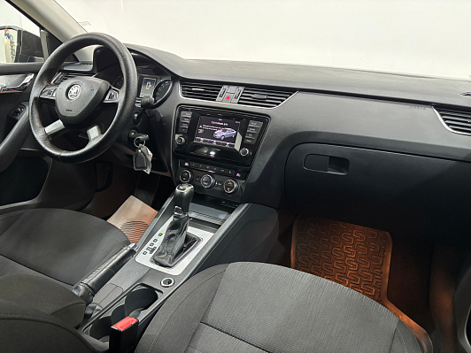 Skoda Octavia, 2014 года, пробег 331800 км