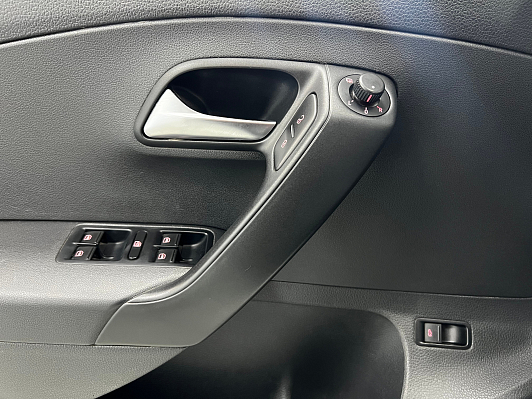 Volkswagen Polo Highline, 2016 года, пробег 277355 км