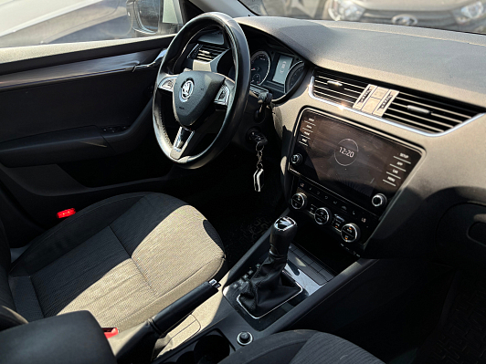 Skoda Octavia Style, 2017 года, пробег 109735 км