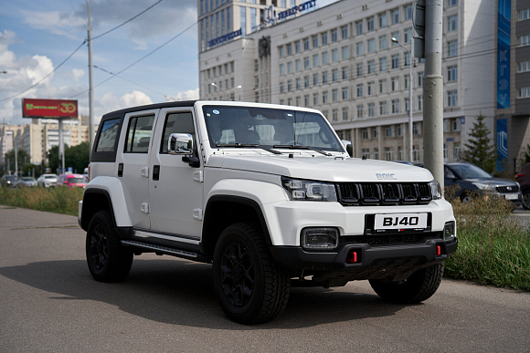 BAIC BJ40 Flagship, белый