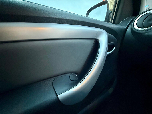 Lada (ВАЗ) Largus Luxe Glonass (7 мест) (2018-2019), 2018 года, пробег 203062 км