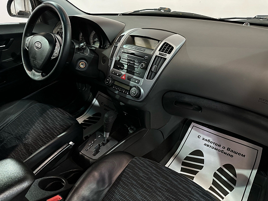 Kia Ceed Люкс, 2008 года, пробег 260000 км