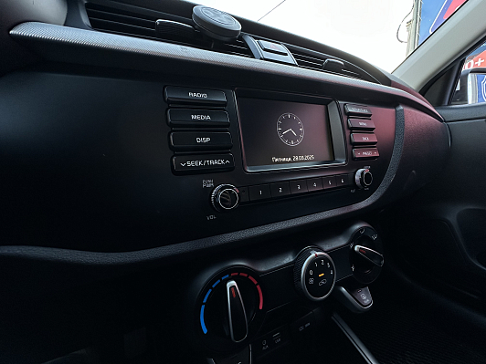 Kia Rio Comfort, 2017 года, пробег 128050 км