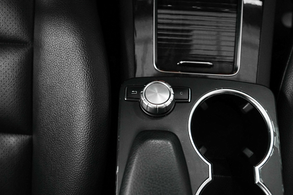 Mercedes-Benz GLK-Класс GLK 300 4MATIC Особая серия, 2012 года, пробег 216920 км