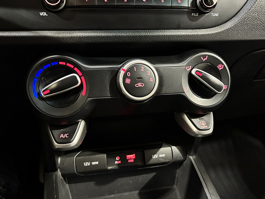 Kia Rio Comfort, 2020 года, пробег 55425 км