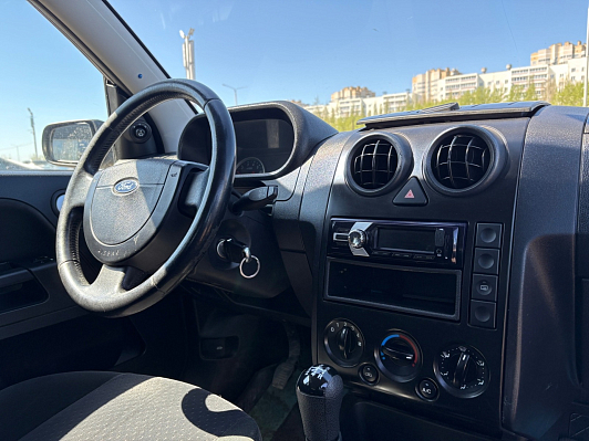 Ford Fusion Trend, 2005 года, пробег 192655 км