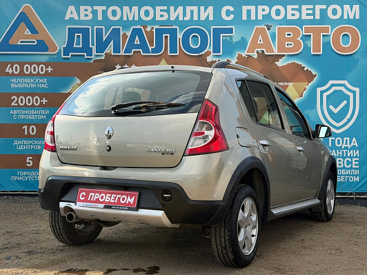 Renault Sandero, 2014 года, пробег 125000 км