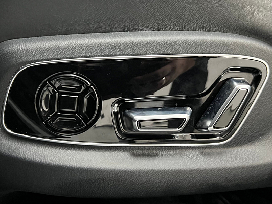 Audi A8 Business, 2018 года, пробег 240952 км