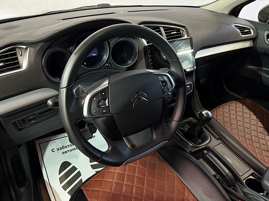 Citroen C4 FEEL, 2018 года, пробег 100740 км