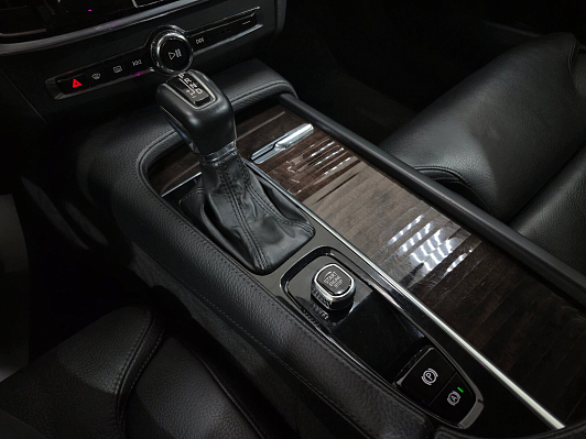 Volvo S90 Inscription, 2018 года, пробег 116905 км